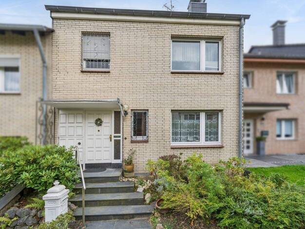 Reihenmittelhaus zum Kauf 445.000 € 5 Zimmer 121 m² 330 m² Grundstück Haan 42781