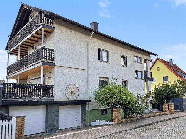 Mehrfamilienhaus zum Kauf 498.000 € 9 Zimmer 235,2 m² 486 m² Grundstück Gondsroth Hasselroth 63594