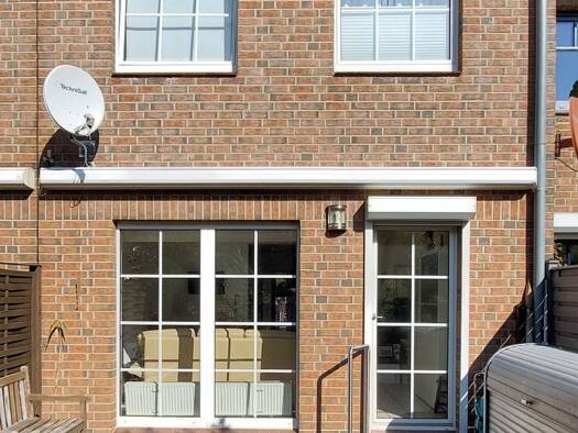 Reihenhaus zur Miete 1.790 € 5 Zimmer 116 m² frei ab 01.01.2026 Wedel 22880