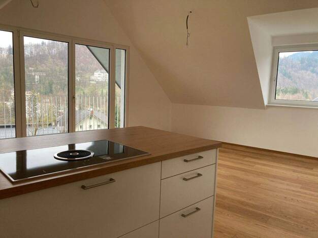 Wohnung zur Miete 1.250 € 3 Zimmer 80 m² frei ab 01.04.2026 Drachenlochstraße 14 St. Leonhard 5083