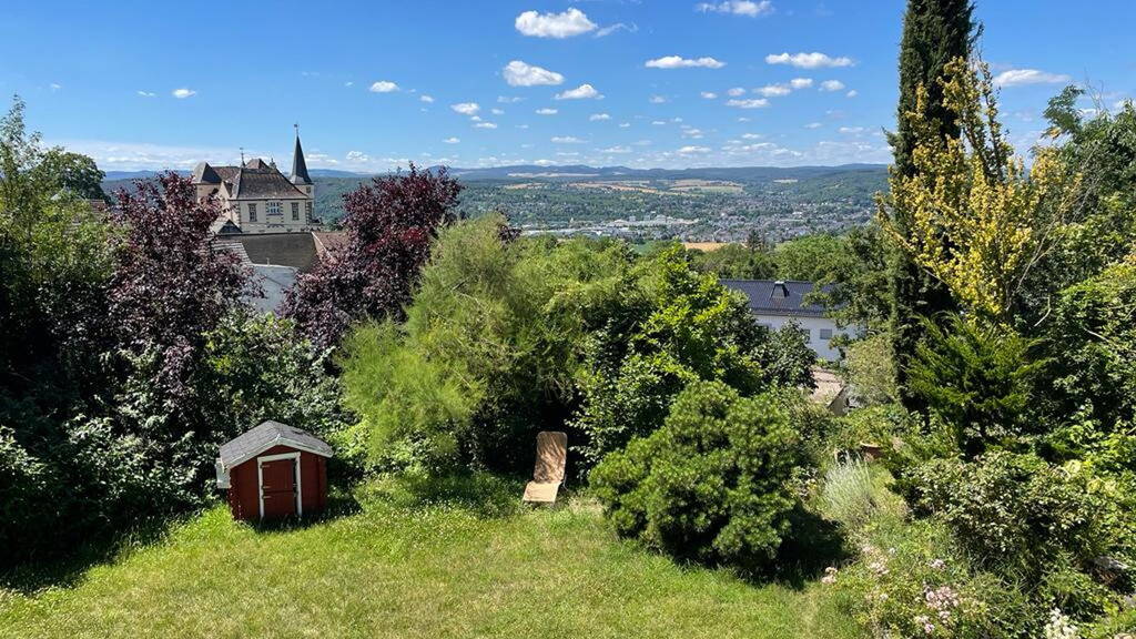 Einfamilienhaus zum Kauf provisionsfrei 699.000 € 5 Zimmer 180 m² 1.113 m² Grundstück Dattenberg 53547