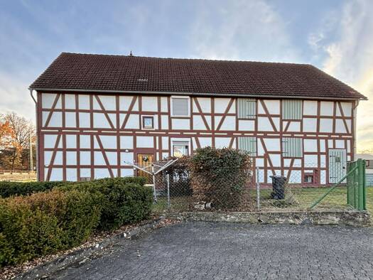 Mehrfamilienhaus zum Kauf 140.000 € 6 Zimmer 177 m² 430 m² Grundstück Neustadt Neustadt 35279