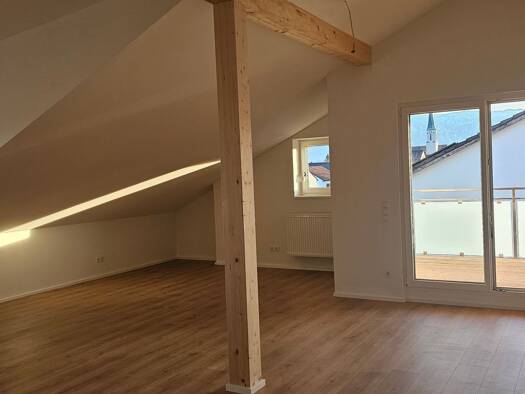 Wohnung zur Miete 850 € 3 Zimmer 70 m² Geschoss 2/3 frei ab sofort Vinzentiusstraße 37 Freilassing 83395