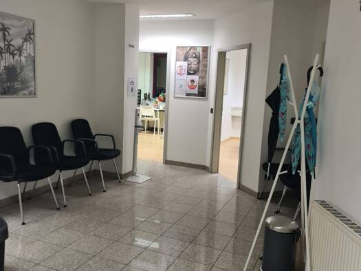 Büro zur Miete provisionsfrei 320 € 3 Zimmer 20 m² Bürofläche Kernerstraße 2 A Mitte Stuttgart 70182
