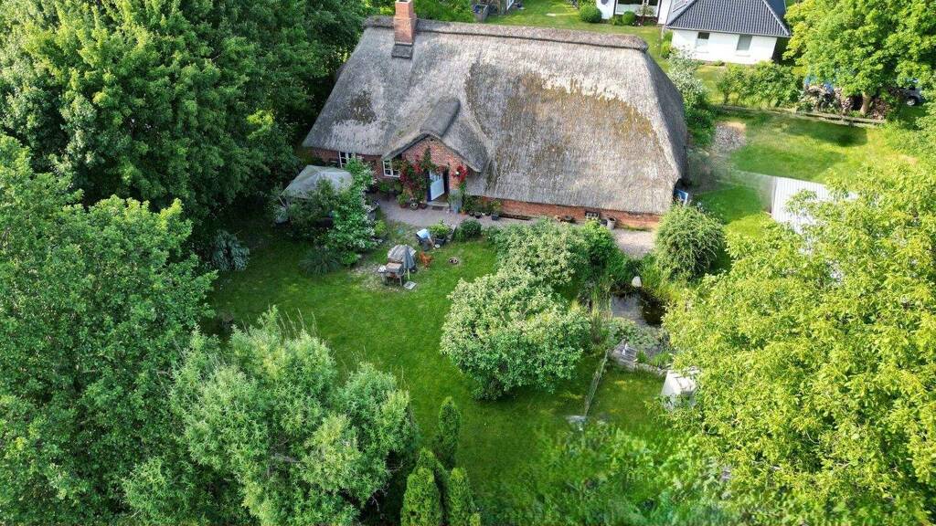 Einfamilienhaus zum Kauf 259.000 € 4 Zimmer 90 m² 1.312 m² Grundstück Drage 25878