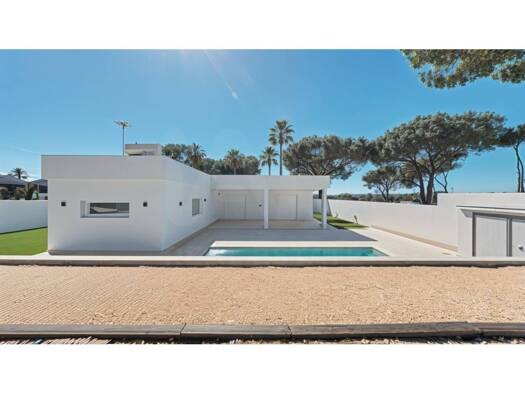 Villa zum Kauf 450.000 € 3 Zimmer 128 m² 2.000 m² Grundstück Chiclana de la Frontera 11130