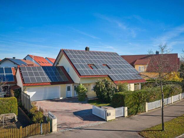 Einfamilienhaus zum Kauf 770.000 € 5 Zimmer 185 m² 900 m² Grundstück Ittling Straubing / Ittling 94315