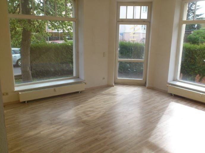 Wohnung zur Miete 560 € 3 Zimmer 84 m²<br/>Wohnfläche EG<br/>Geschoss ab sofort<br/>Verfügbarkeit Turnerstr. 11 Großdeuben Böhlen 04564