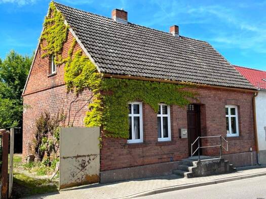 Bauernhaus zum Kauf 125.000 € 3 Zimmer 70 m² 548 m² Grundstück frei ab sofort Kropstädt Wittenberg 06889