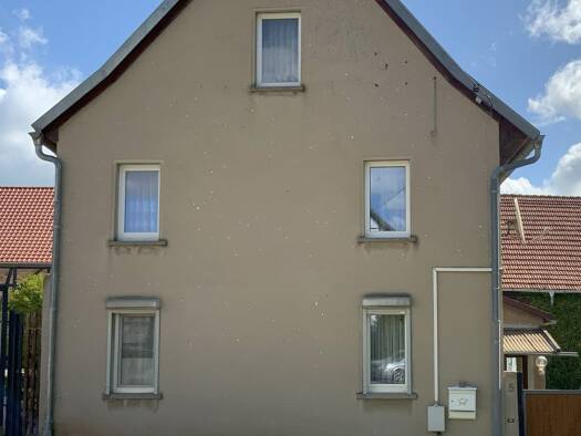 Einfamilienhaus zum Kauf 55.000 € 7 Zimmer 150 m² 1.255 m² Grundstück frei ab sofort An der Eiche 5 Rockensußra Ebeleben 99713