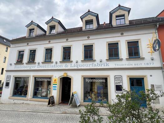Wohnung zur Miete 720 € 3 Zimmer 86 m² 1. Geschoss Hauptstraße 44 Radeberg 01454