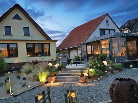 Einfamilienhaus zum Kauf provisionsfrei 980.000 € 10 Zimmer 234 m² 1.385 m² Grundstück Wismar-Nord Wismar / Redentin Dorf 23970