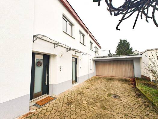 Doppelhaushälfte zur Miete 1.650 € 4 Zimmer 148 m² 145,8 m² Grundstück frei ab 01.03.2026 Forchheim Rheinstetten / Forchheim 76287