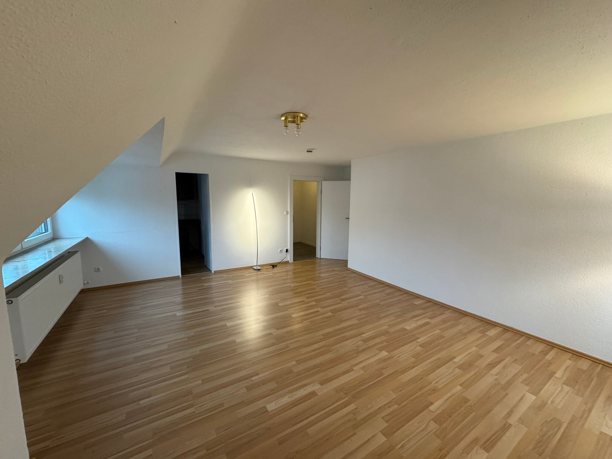 Wohnung zur Miete 570 € 1,5 Zimmer 42 m²<br/>Wohnfläche 2.<br/>Geschoss ab sofort<br/>Verfügbarkeit Reichelsdorfer Hauptstraße 113 Reichelsdorf Nürnberg 90453