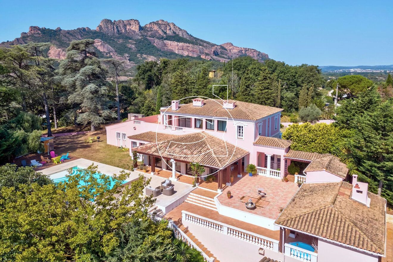 Villa zum Kauf 1.250.000 € 10 Zimmer 340 m²<br/>Wohnfläche 5.000 m²<br/>Grundstück Ecarts Roquebrune-sur-Argens 83520