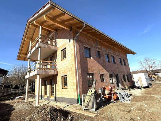 Wohnung zur Miete - Erstbezug 1.510 € 4 Zimmer 129,9 m² frei ab 01.07.2026 Truchtlaching 83376