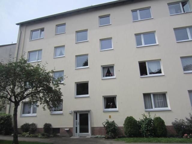 Wohnung zur Miete 695 € 3 Zimmer 68,4 m²<br/>Wohnfläche 3.<br/>Geschoss 26.10.2024<br/>Verfügbarkeit Allensteiner Str. 9 Schwarzenbek 21493