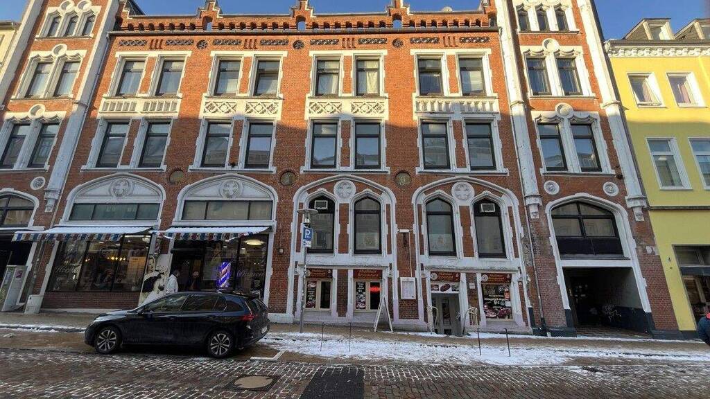 Wohnung zur Miete 1.400 € 152,6 m² frei ab 16.03.2026 Altstadt Flensburg 24937