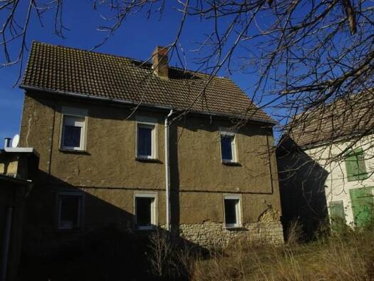 Haus zum Kauf 17.000 € 7 Zimmer 150 m² 1.091 m² Grundstück frei ab sofort Strenznaundorf Könnern 06420