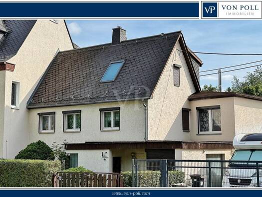 Einfamilienhaus zum Kauf 129.000 € 7 Zimmer 125,2 m² 170 m² Grundstück frei ab sofort Zentrum Neukirchen/Erzgebirge 09221