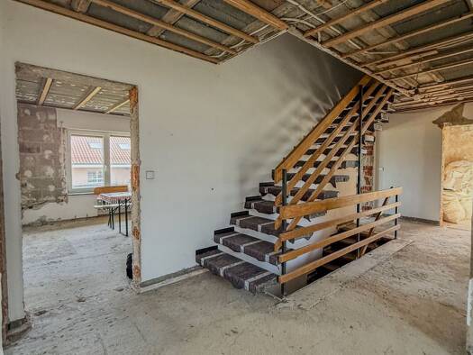 Mehrfamilienhaus zum Kauf 649.000 € 10 Zimmer 290 m² 862 m² Grundstück Oberjesingen Herrenberg 71083