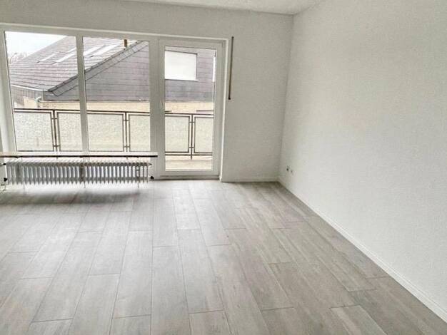 Wohnung zur Miete 398 € 1,5 Zimmer 33,3 m² 2. Geschoss frei ab 01.10.2026 Schloß Neuhaus Paderborn OT Schloß Neuhaus 33104