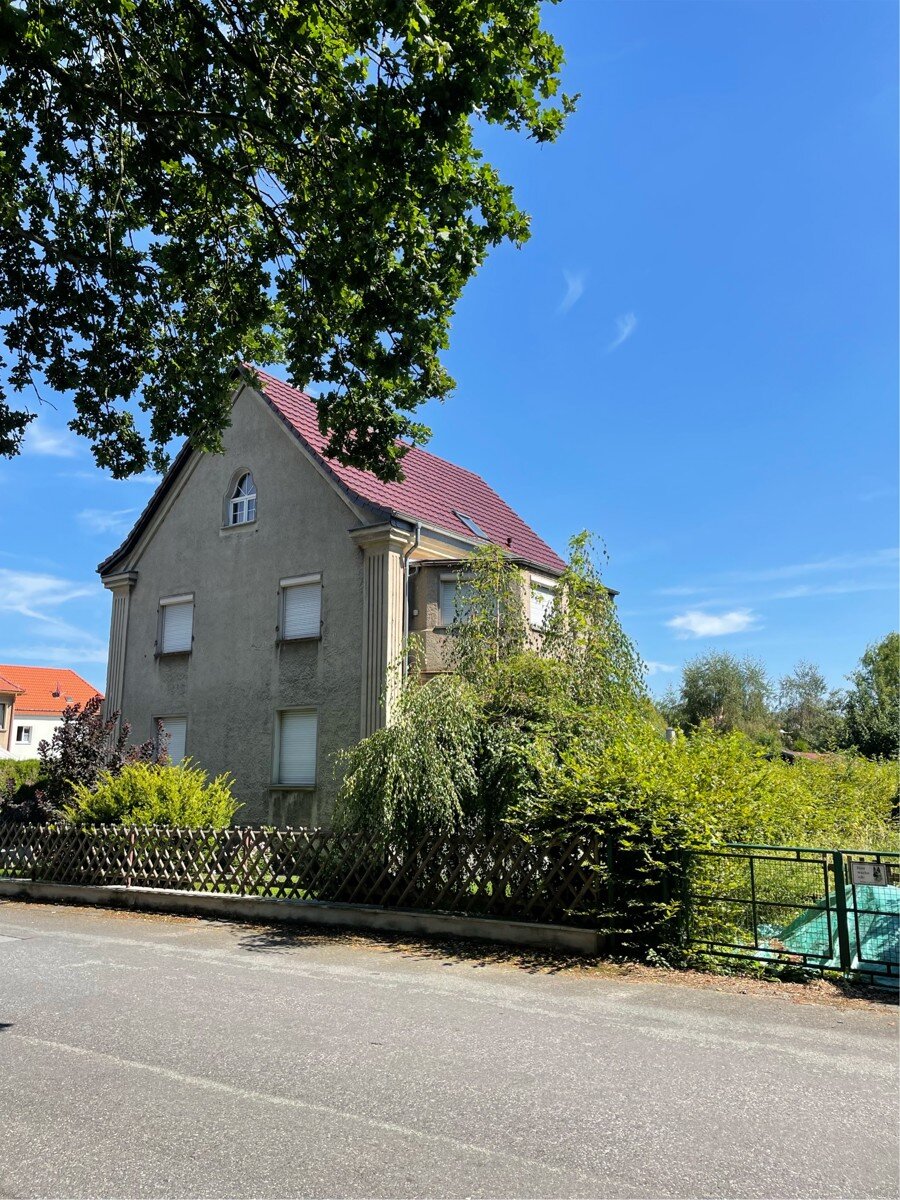 Einfamilienhaus zum Kauf 165.000 € 6 Zimmer 160 m²<br/>Wohnfläche 700 m²<br/>Grundstück Neugersdorf Neugersdorf 02727