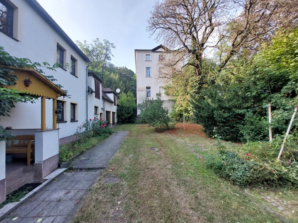 Einfamilienhaus zum Kauf 185.000 € 5 Zimmer 180 m²<br/>Wohnfläche 931 m²<br/>Grundstück Ramsdorf Regis-Breitingen / Ramsdorf 04565