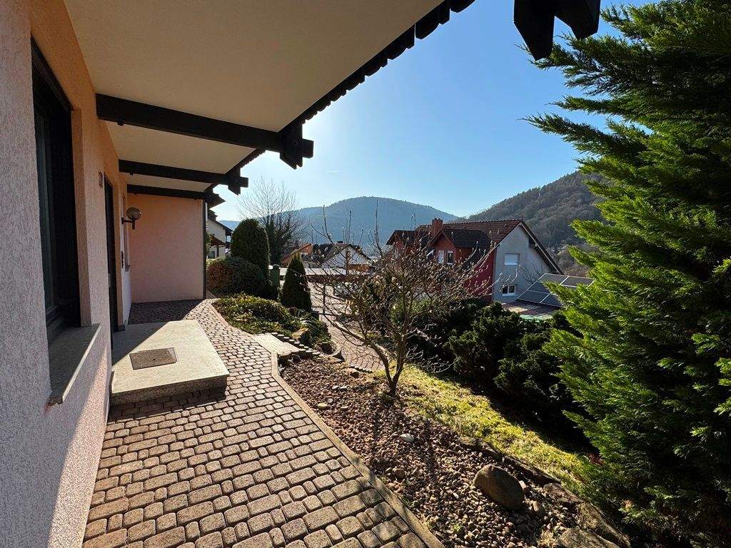 Immobilie in Weilbach - Wenn es gerne mal ein wenig mehr Platz sein darf... und dazu ruck zuck in der Natur!! - Bild 3