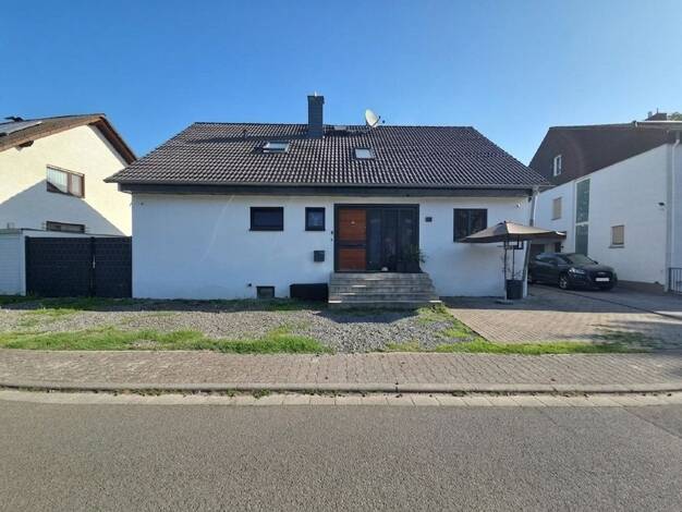 Einfamilienhaus zum Kauf provisionsfrei 486.000 € 9 Zimmer 347 m² 701 m² Grundstück Jugenheim 55270