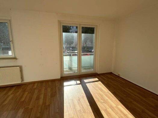 Wohnung zur Miete 360 € 2 Zimmer 49 m² EG frei ab sofort Breitscheidstraße 27 Herrenkrug Magdeburg 39114