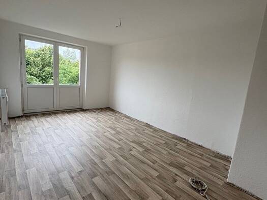 Wohnung zur Miete 373 € 3 Zimmer 53,4 m² 3. Geschoss frei ab 31.07.2026 Neustrelitzer Straße 21 Südstadt Neubrandenburg 17033