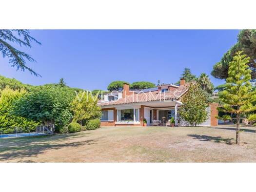 Chalet zum Kauf 1.550.000 € 5 Zimmer 358 m² 1.200 m² Grundstück Sant Vicenç de Montalt 08394