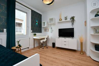 WG-Zimmer zur Miete Wohnen auf Zeit 670 € 13 m² 1. Geschoss frei ab 26.07.2025 Mitte Ludwigsburg 71638
