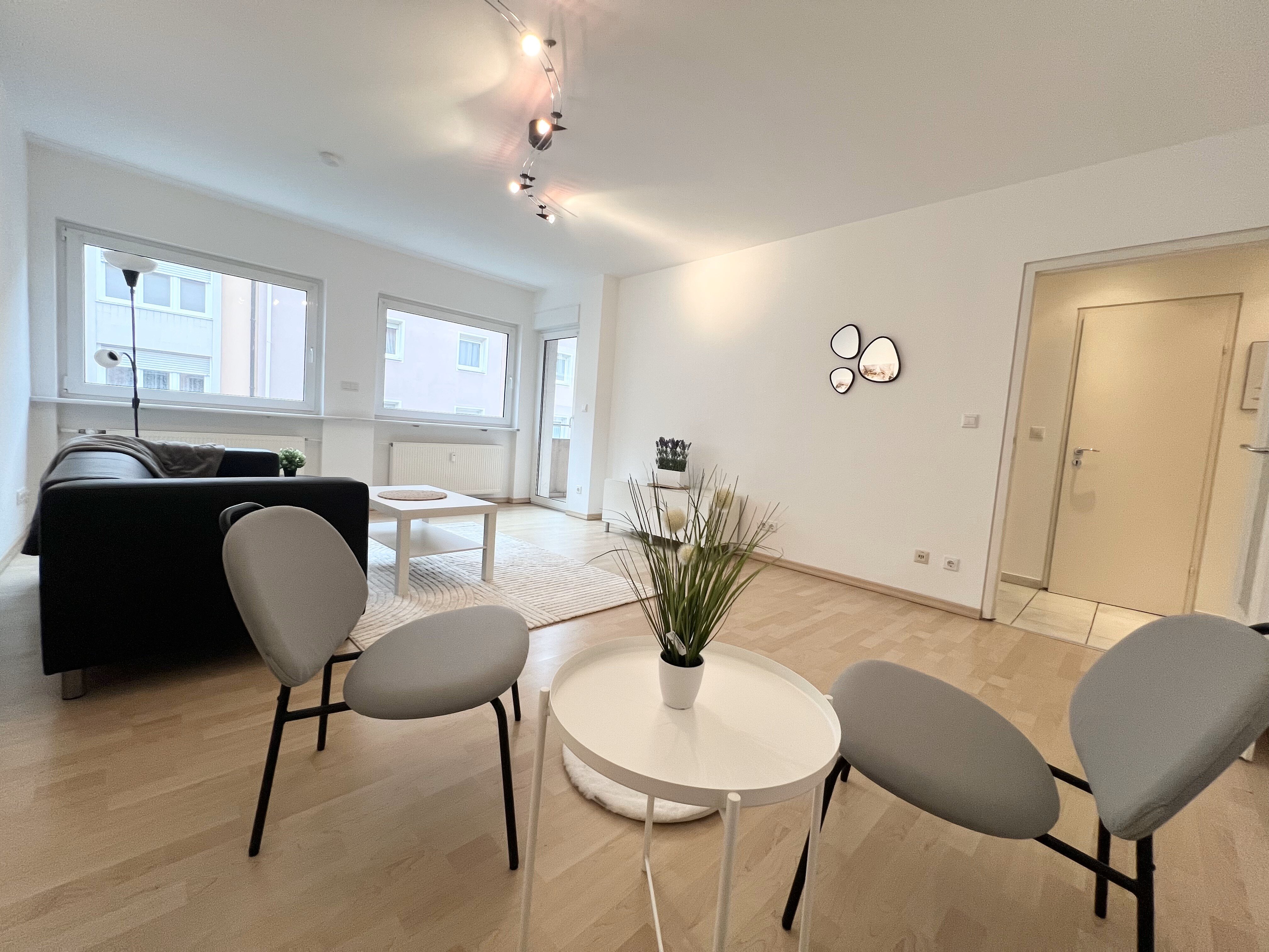 Wohnung zur Miete 1.150 € 2 Zimmer 58 m²<br/>Wohnfläche 1.<br/>Geschoss ab sofort<br/>Verfügbarkeit Pirckheimerstraße Nürnberg 90409