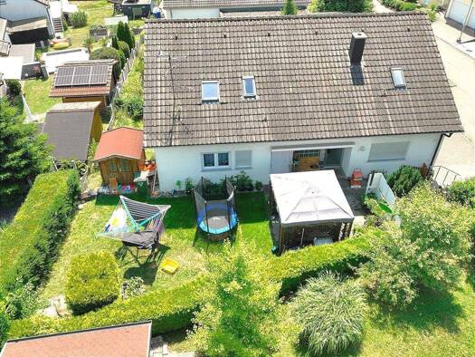 Mehrfamilienhaus zum Kauf 530.000 € 10,5 Zimmer 268 m² 662 m² Grundstück Waldstetten Waldstetten 73550
