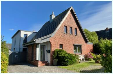 Einfamilienhaus zum Kauf 685.000 € 5 Zimmer 210 m² 774 m² Grundstück Husum Husum 25813