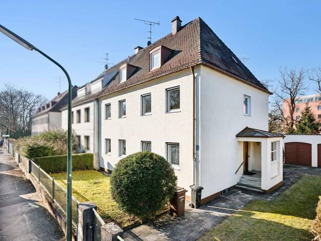 Mehrfamilienhaus zum Kauf 1.350.000 € 9 Zimmer 187 m² 687 m² Grundstück München 80992
