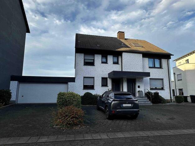 Mehrfamilienhaus zum Kauf provisionsfrei 539.000 € 9 Zimmer 275 m² 699 m² Grundstück Horneburger Str. 59 Groß-Erkenschwick Oer-Erkenschwick 45739