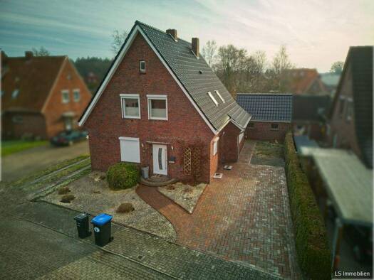 Einfamilienhaus zum Kauf 299.000 € 6 Zimmer 140 m² 791 m² Grundstück Bockhorn 26345