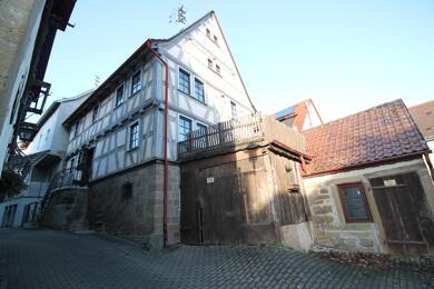 Einfamilienhaus zum Kauf 229.500 € 9 Zimmer 150 m² 103 m² Grundstück Bönnigheim Bönnigheim 74357