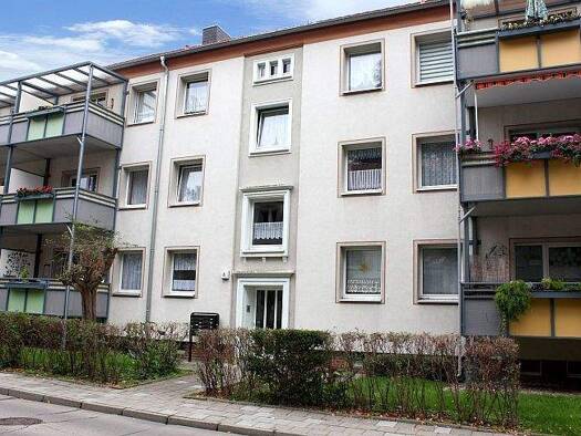 Wohnung zur Miete 260 € 2 Zimmer 49,6 m² 2. Geschoss Nicolaistr. 8 Calbe 39240