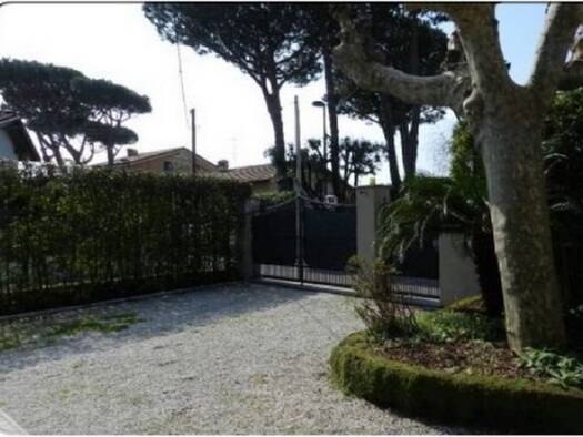 Einfamilienhaus zum Kauf 850.000 € 5 Zimmer 1 m² 1 m² Grundstück Forte dei Marmi 55042