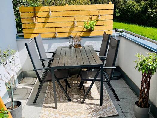 Wohnung zur Miete 970 € 3 Zimmer 81 m² Geschoss 1/2 frei ab 01.12.2026 Burglengenfeld Burglengenfeld 93133