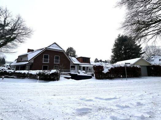 Mehrfamilienhaus zum Kauf als Kapitalanlage geeignet 2.050.000 € 405 m² 1.183 m² Grundstück Lokstedt Hamburg 22529