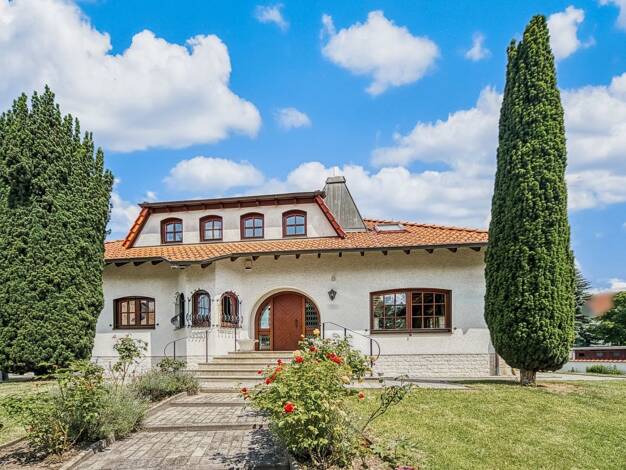 Villa zum Kauf 795.000 € 7 Zimmer 258,6 m² 1.617 m² Grundstück Marienthal Zwickau 08060