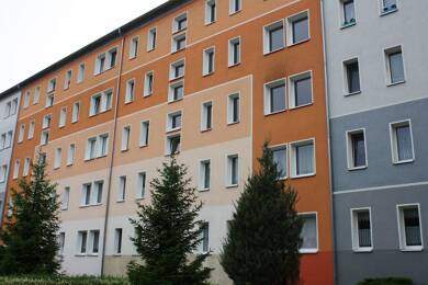 Wohnung zur Miete 364 € 3 Zimmer 57,8 m² 1. Geschoss frei ab sofort Dessauer Allee 32 Wolfen Bitterfeld-Wolfen 06766