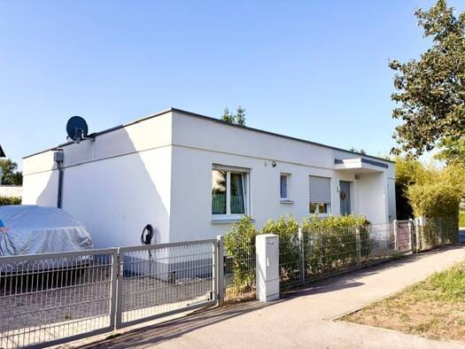 Mehrfamilienhaus zum Kauf 1.150.000 € 10 Zimmer 200 m² 833 m² Grundstück frei ab sofort Schwabach Schwabach 91126