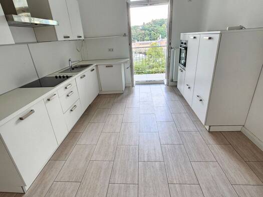 Wohnung zur Miete 1.100 € 3,5 Zimmer 107 m² Geschoss 1/3 frei ab sofort Tiergartenstraße 256 Elberfeld Wuppertal 42117