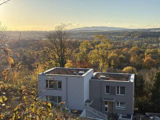 Wohnung zur Miete 2.054 € 5 Zimmer 141,7 m² 3. Geschoss frei ab 01.03.2026 Weißenauer Halde/7 30/7 Weingartshof Ravensburg 88214